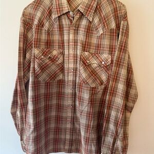 Medium Men's Western Plaid Button-Down Shirt